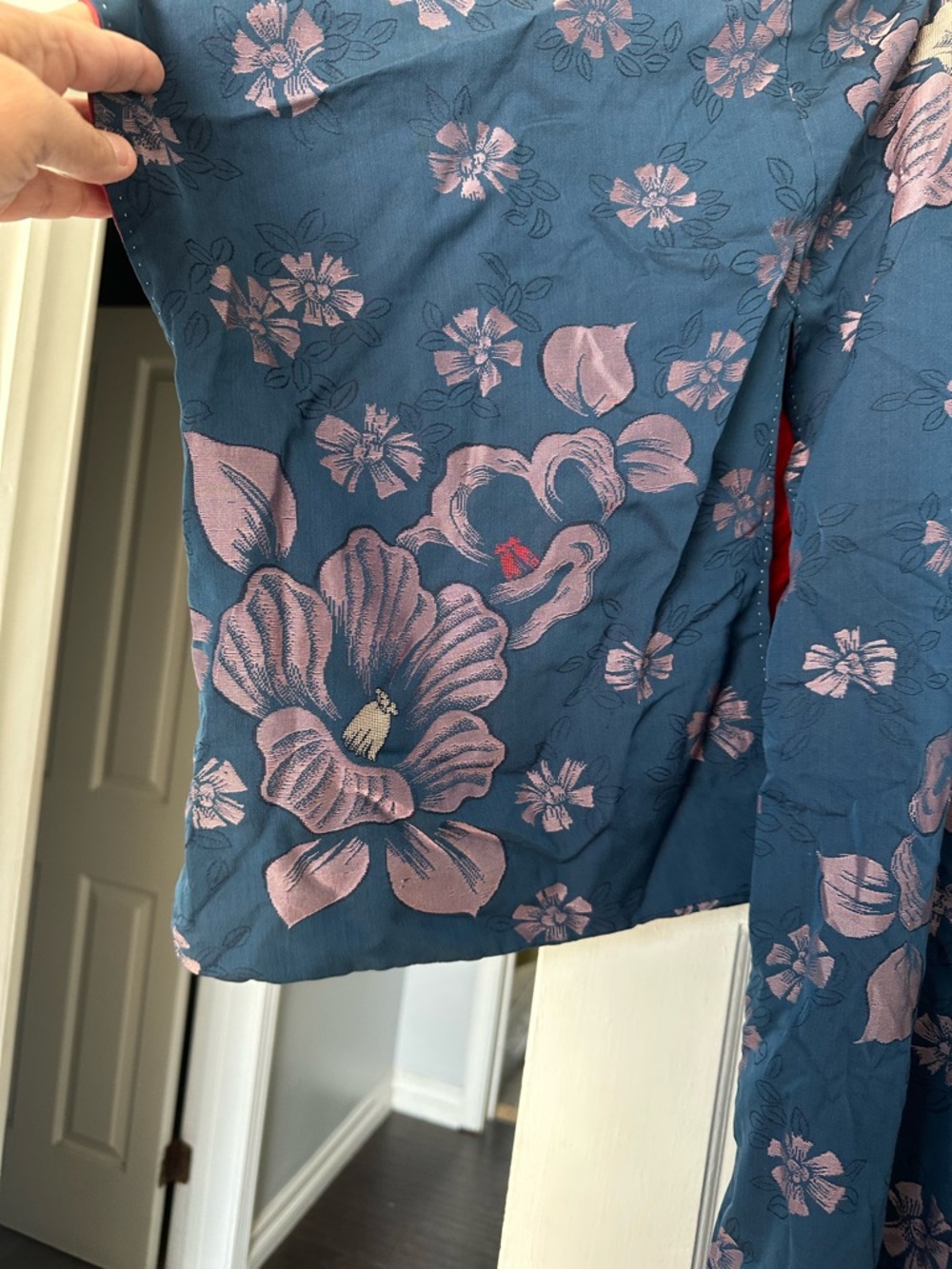 Floral Kimono Robe in Navy and Pink - Picture 3 of 6